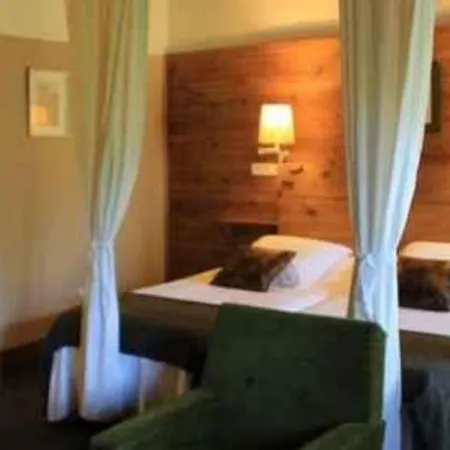 Hotel Santa Maria 3*